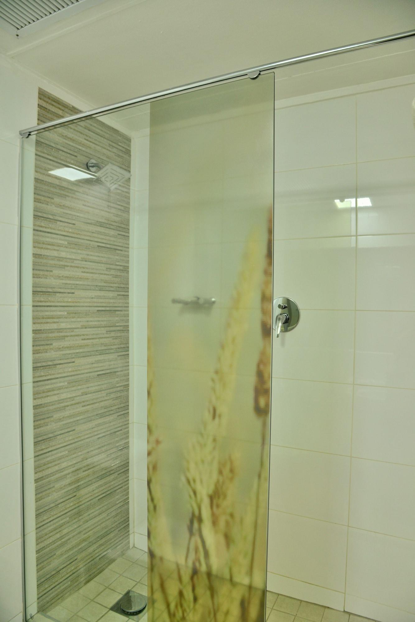 Cresta Oasis Hotel Harare Ngoại thất bức ảnh