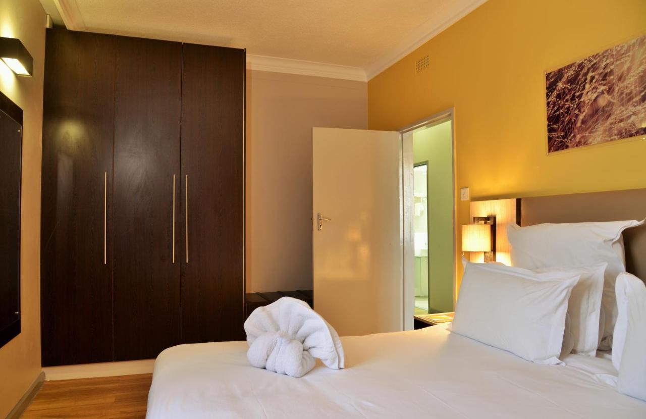 Cresta Oasis Hotel Harare Ngoại thất bức ảnh