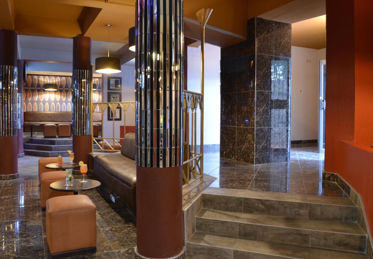 Cresta Oasis Hotel Harare Ngoại thất bức ảnh